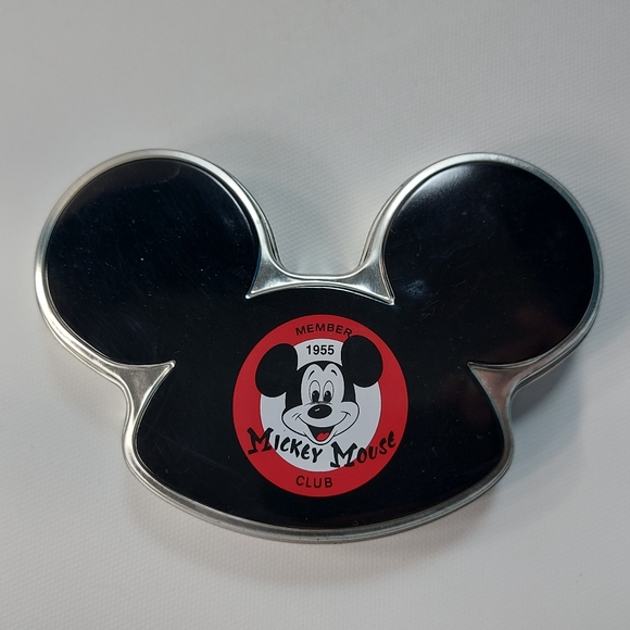 Disney Mickey Mouse Club Member 1955 Watch in Tin & Box - Picture 7 of 7